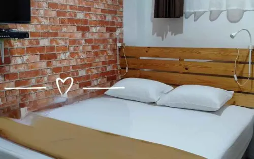 Hotel Hello Guest House Bukittinggi Kamar Photos