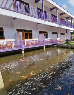 Hotel Tirta Arum Extérieur Photos