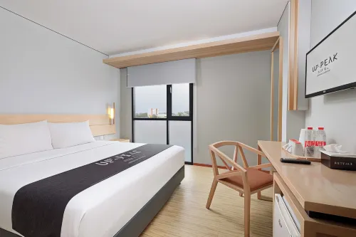 Up-Peak Hotel Simpang Lima Semarang Powered by Archipelago Unggulan Photos