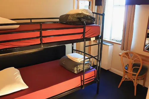Hotel Waterloo & Backpackers Photos