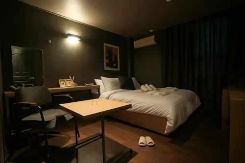Hotel Haru Zimmer Photos