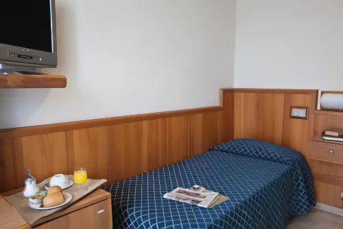 Auto Park Hotel Huoneet Photos
