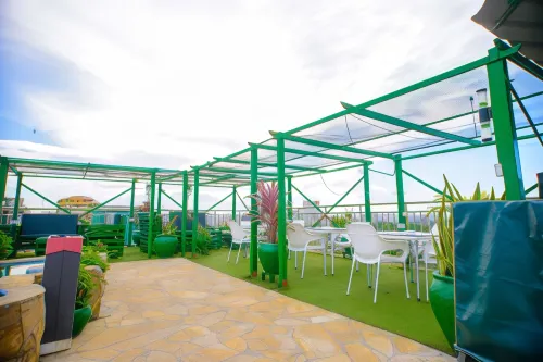 Holiday Inn Dar ES Salaam City Centre Espaces publics Photos