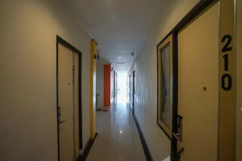 RumaRuma Hotel Kenten Palembang Espaces publics Photos