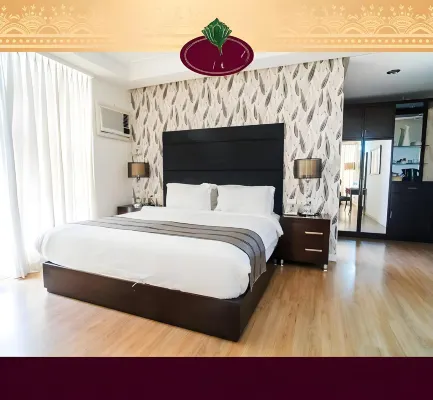 Queen Margarette Hotel - Downtown Photos