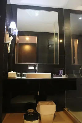 Amaroossa Cosmo Jakarta Rooms Photos