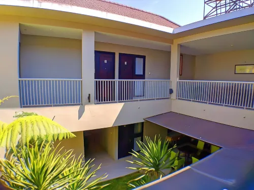 Shinta Guest House Area Publik Photos