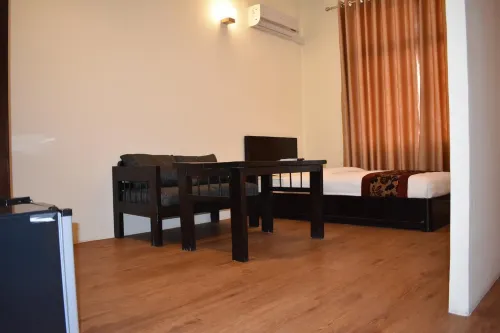 Hotel Hema Photos