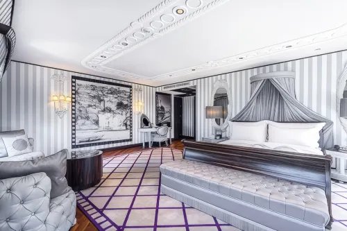 Wyndham Grand Istanbul Kalamış Marina Hotel Photos