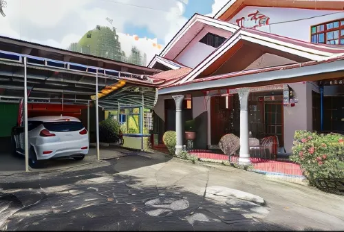 RedDoorz Near Sam Ratulangi Airport Manado Extérieur Photos