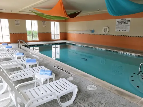 Holiday Inn Express & Suites Dallas East - Fair Park Benessere e tempo libero Photos