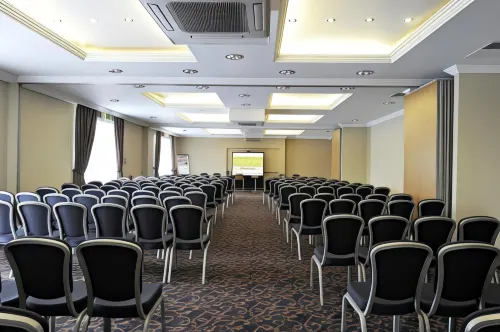 Link Hotel Business Facilities Photos