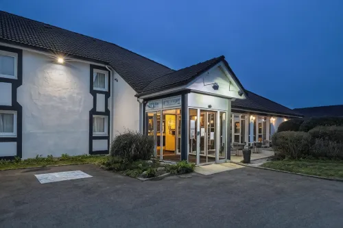 Sure Hotel by Best Western Calais Coquelles Tunnel s/ Manche Exterior Photos