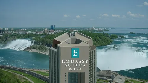 Embassy Suites by Hilton Niagara Falls/ Fallsview Eksterior Photos