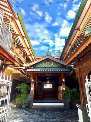 Hotel Puspo Nugroho Malioboro Yogyakarta Exterior Photos