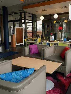 Ibis Budget Katowice Centrum Espaces publics Photos