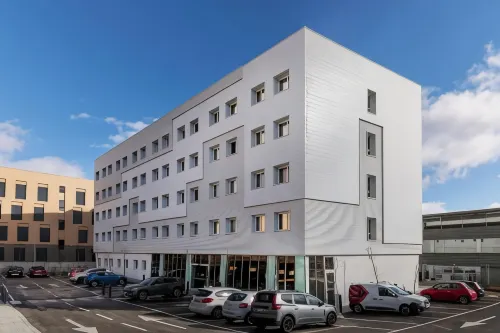 B&B HOTEL Madrid Carabanchel Экстерьер Photos