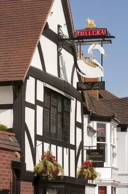 The White Swan Hotel Exterior Photos