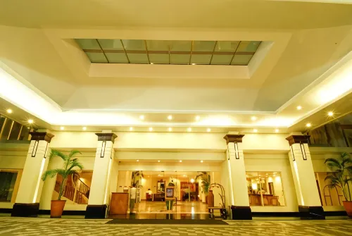 Hotel Gran Puri Manado Public Areas Photos