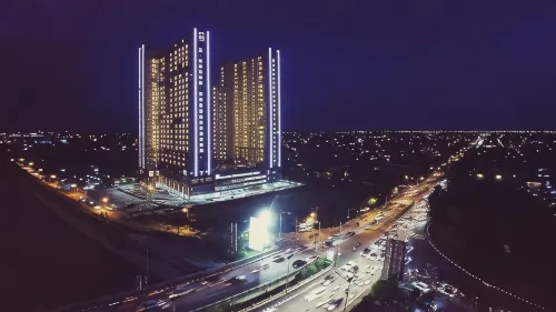 Hotel Gunawangsa MERR