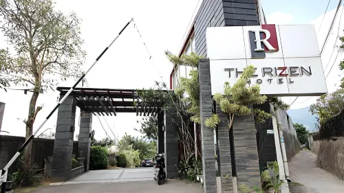 The Rizen Hotel Exteriör Photos