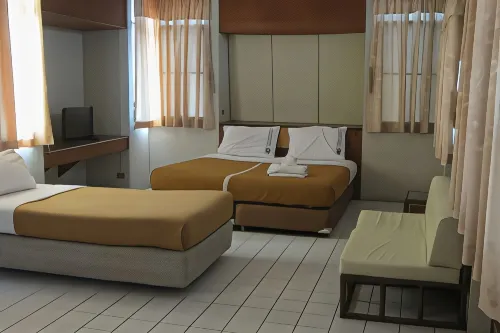 Chomdoi House Hotel Photos