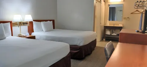Good Nite Inn Calabasas Photos
