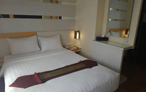 Savali Hotel Kamar Photos
