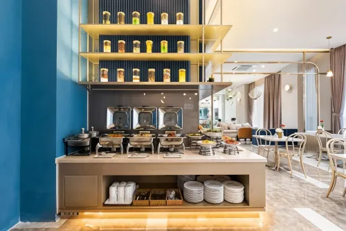 Jovia Hotel Dining Photos