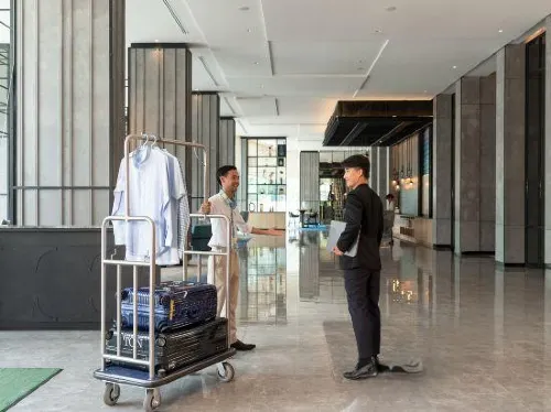 Holiday Inn & Suites Siracha Laemchabang الأماكن العامة Photos