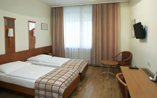 Continental Hotel-Pension Camere Photos
