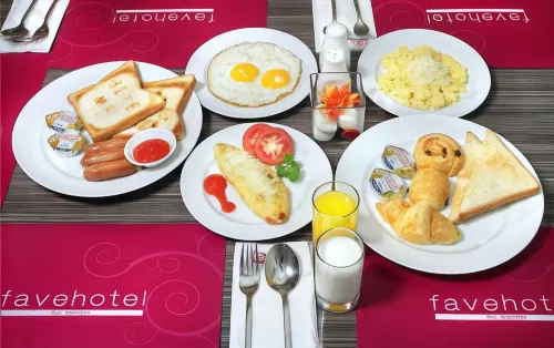 Favehotel Solo Baru Dining Photos