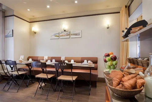 Timhotel Paris Gare du Nord Restauration Photos