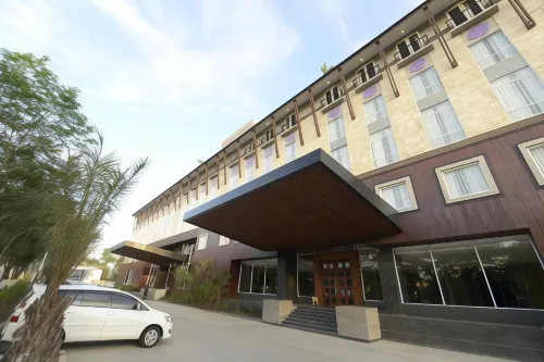 Grand Tjokro Hotel Balikpapan Extérieur Photos