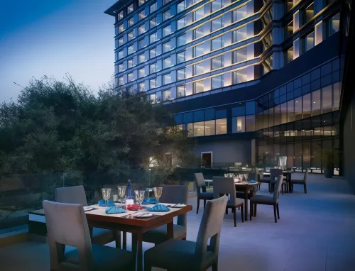 Taj Yeshwantpur Bengaluru Dining Photos