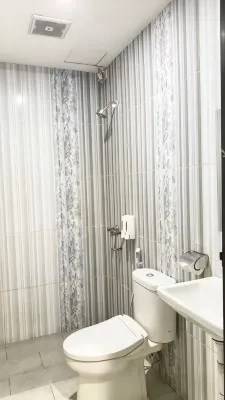 Grand Krakatau Hotel Serang Camere Photos