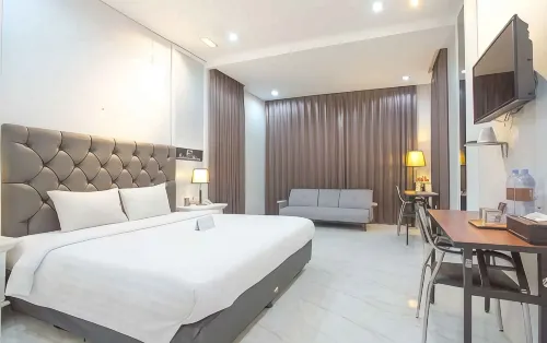 Life Emerald Hotel Surabaya Номера Photos