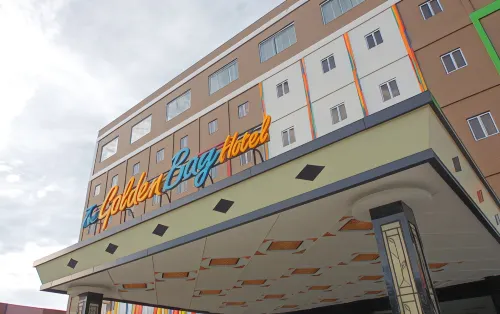 The Golden Bay Hotel Batam Esterni Photos