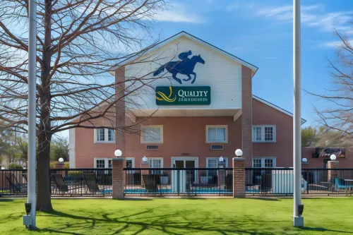 Baymont by Wyndham Willow Park Exterior Photos