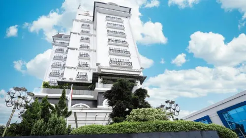 Amaroossa Royal Bogor Exterior Photos