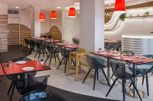 Nemea Appart Hotel Concorde Toulouse Gare Matabiau Dining Photos