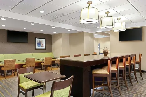 Hampton Inn Washington-Dulles Int'l Airport South Business Facilities Photos