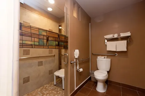 Super 8 by Wyndham Anaheim/Disneyland Drive Photos