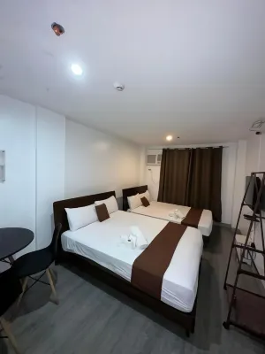 Aden Hotel Rooms Photos