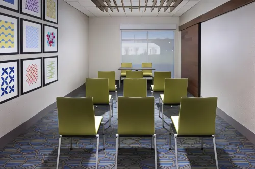 Holiday Inn Express & Suites Atascadero Business Facilities Photos