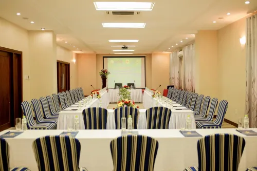 Sai Gon Dong Ha Hotel - a Member of Saigontourist Group Espaces Affaires Photos