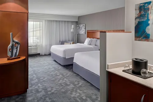 Courtyard Paramus Rooms Photos