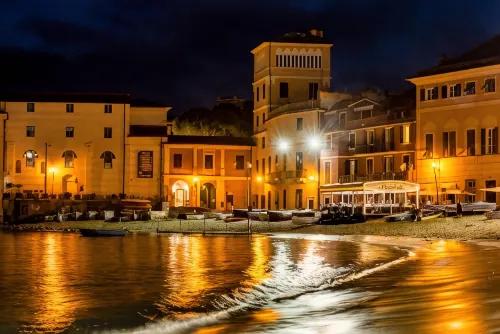 Hotel Vis à Vis Рядом с отелем Photos