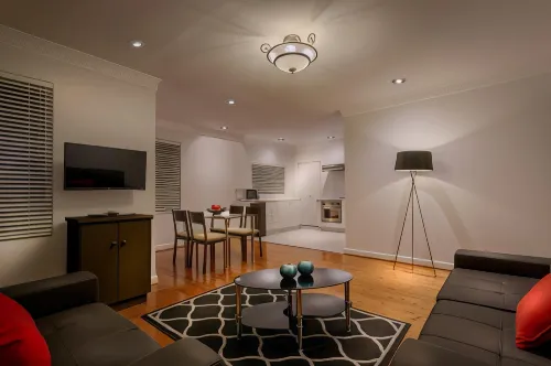 Crest on Barkly Hotel Rooms Photos