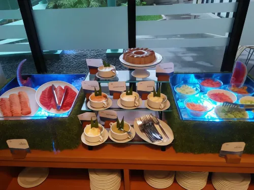 Grand Cordela Hotel AS Putra Kuningan Makanan Photos